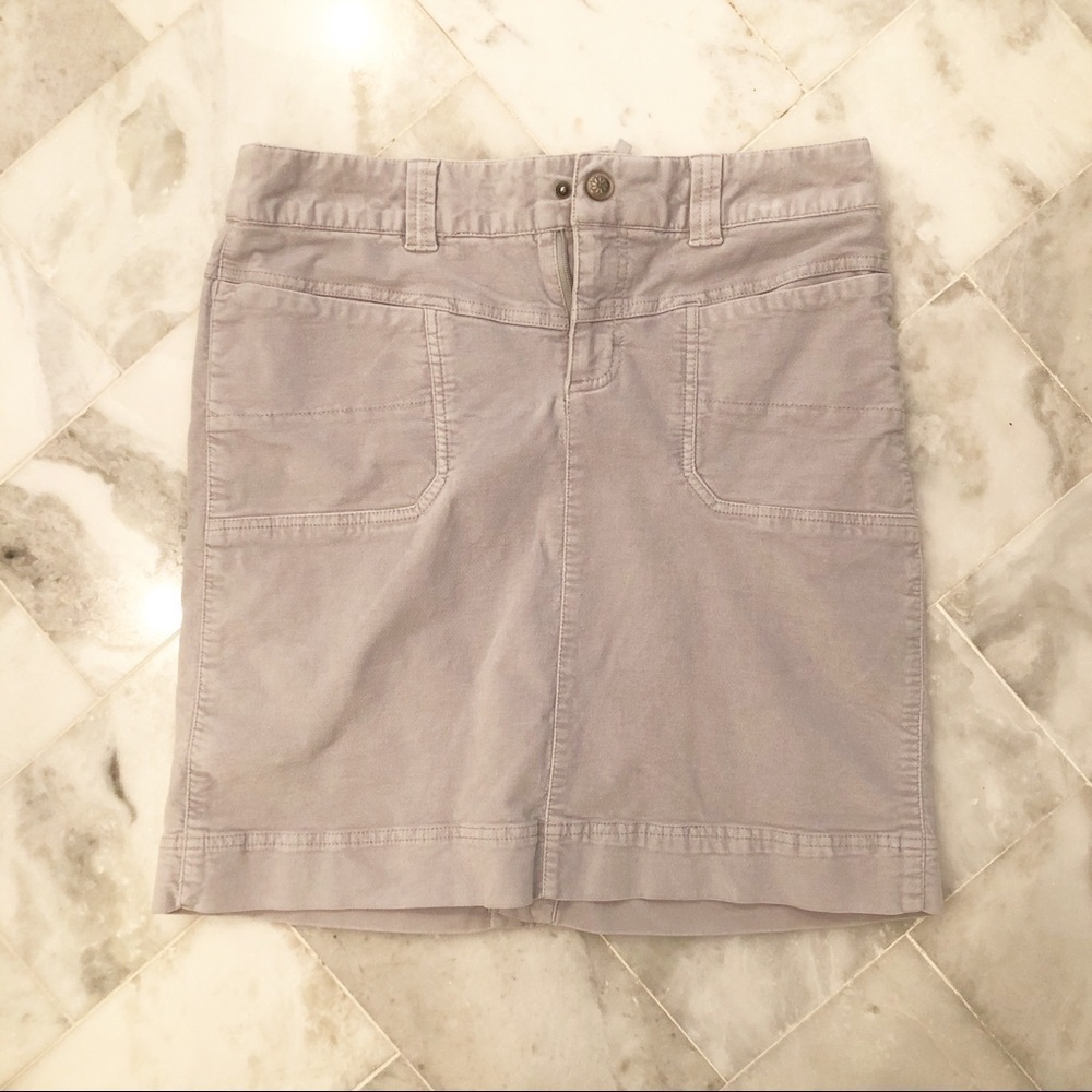 Athleta gray skirt